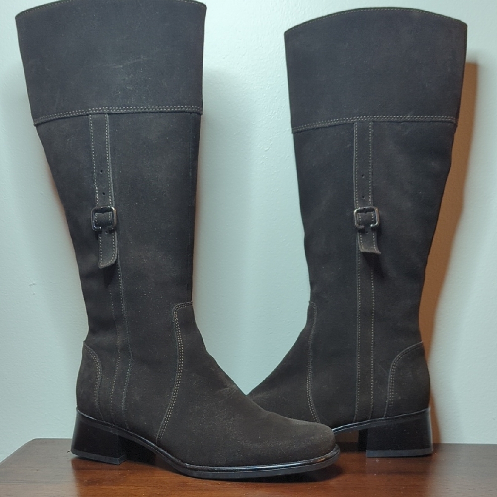 La CANADIENNE Passion Dark Brown Boots Size 8.5